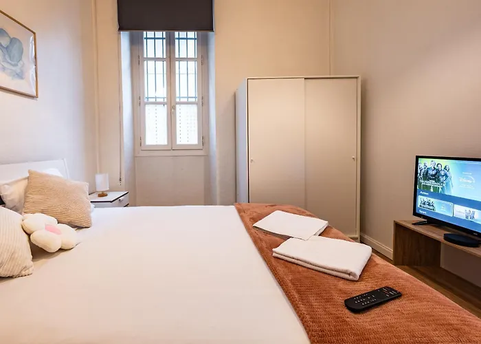 L'echo De Saint-michel - Parking Prive - Stylecosy アパート ディジョン